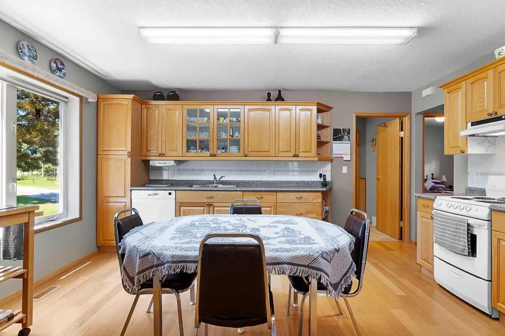 35117 Range Road 25 Rural Red Deer County AB T4G 0K3