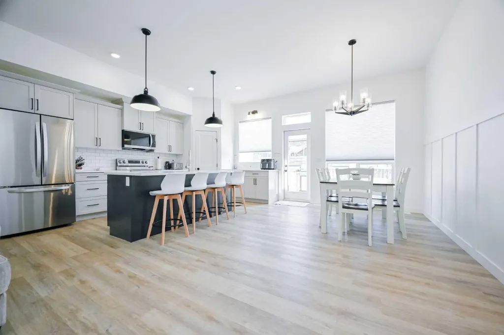 11850 84 Avenue Grande Prairie AB T8W 0M4