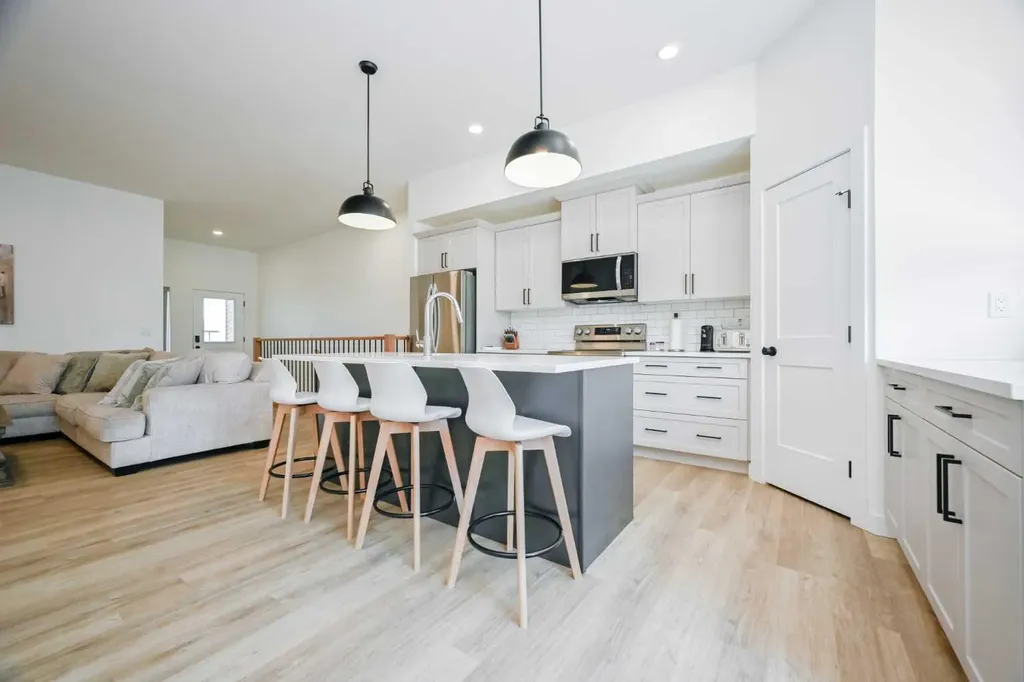 11850 84 Avenue Grande Prairie AB T8W 0M4