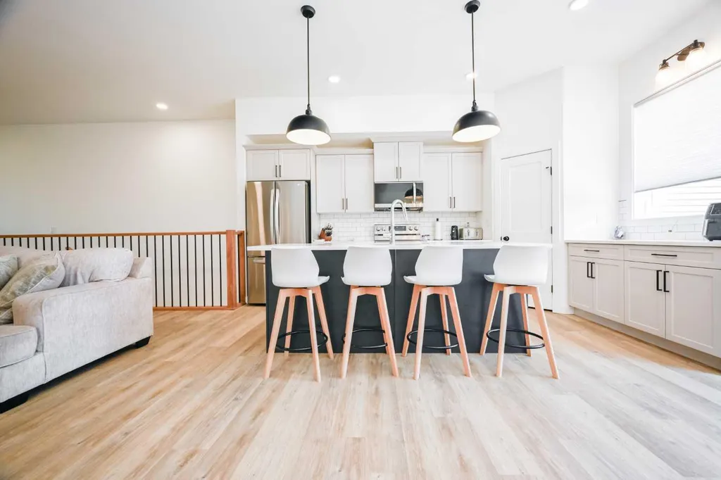 11850 84 Avenue Grande Prairie AB T8W 0M4