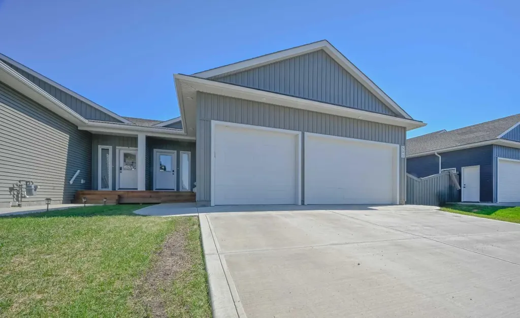 11850 84 Avenue Grande Prairie AB T8W 0M4
