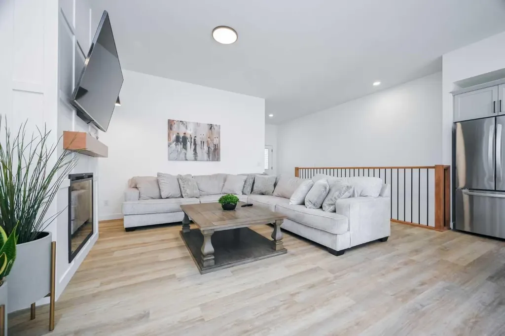 11850 84 Avenue Grande Prairie AB T8W 0M4