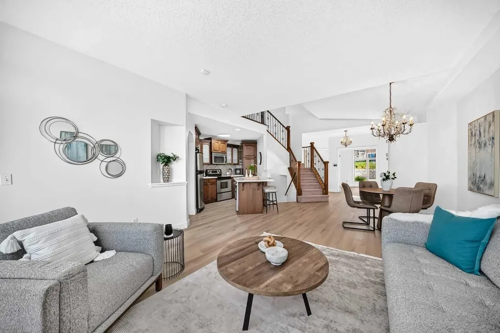 241 Springbank Terrace SW Calgary AB T3H 4S9