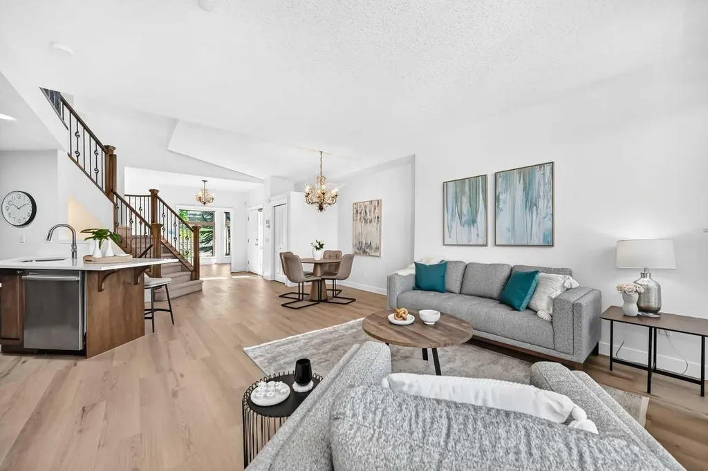 241 Springbank Terrace SW Calgary AB T3H 4S9