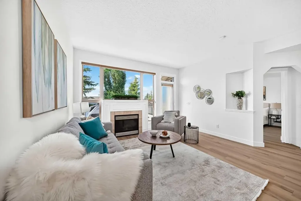 241 Springbank Terrace SW Calgary AB T3H 4S9