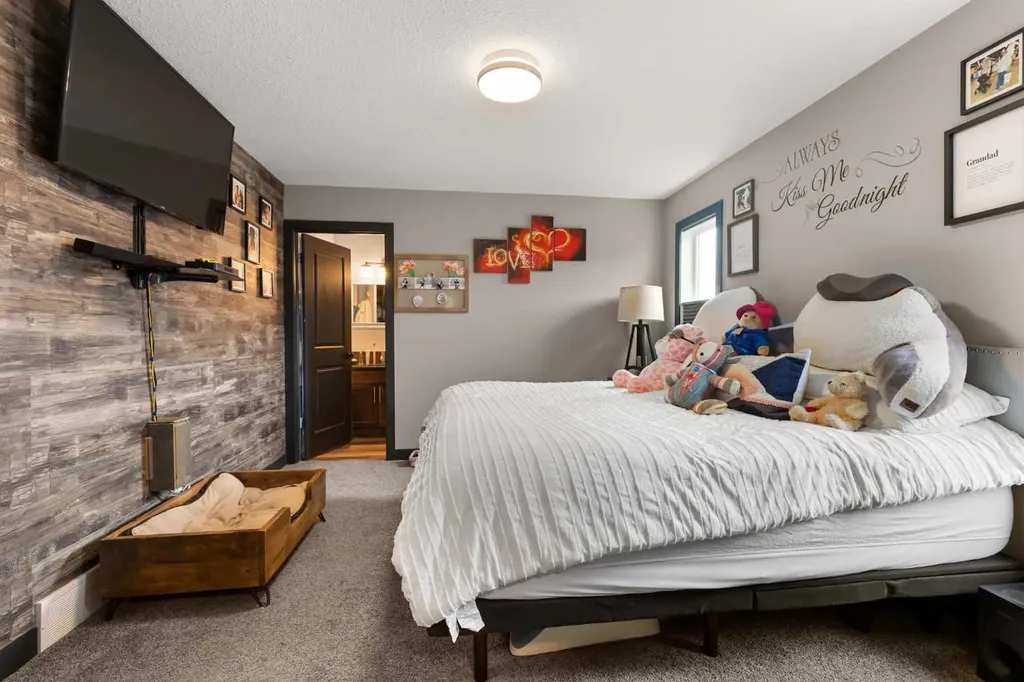 4929 Southlands Drive SE Medicine Hat AB T1B 0C1
