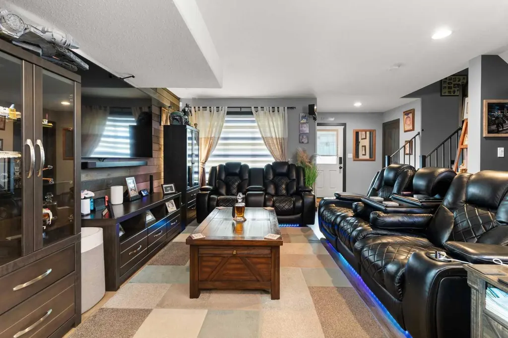 4929 Southlands Drive SE Medicine Hat AB T1B 0C1