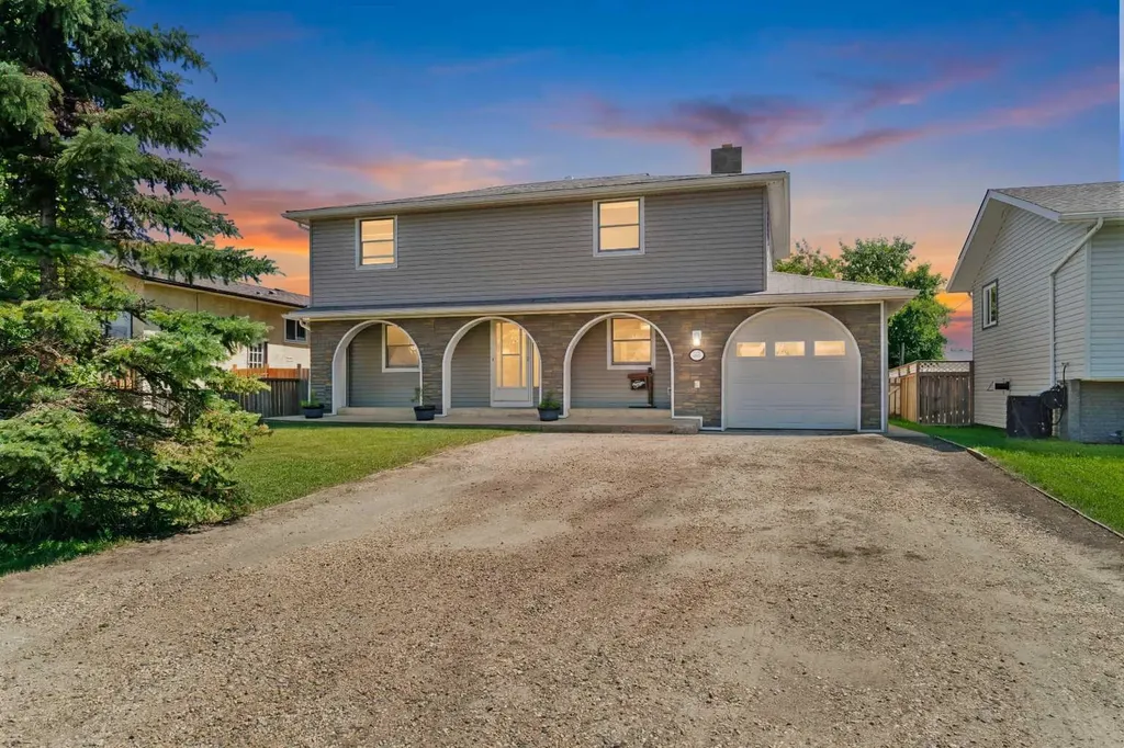 9805 98 Avenue Sexsmith AB T0H 3C0