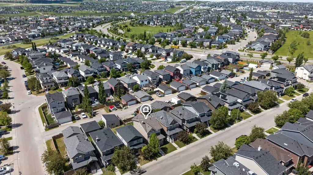 418 Evansdale Way NW Calgary AB T3P 0B1