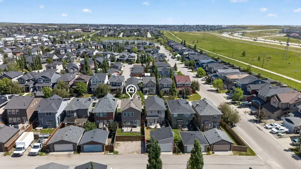 418 Evansdale Way NW Calgary AB T3P 0B1