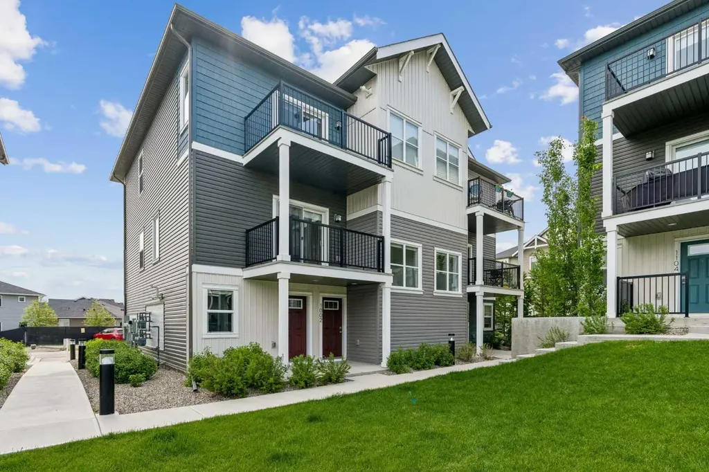 24 Rivercrest Drive Cochrane AB T4C 2C8