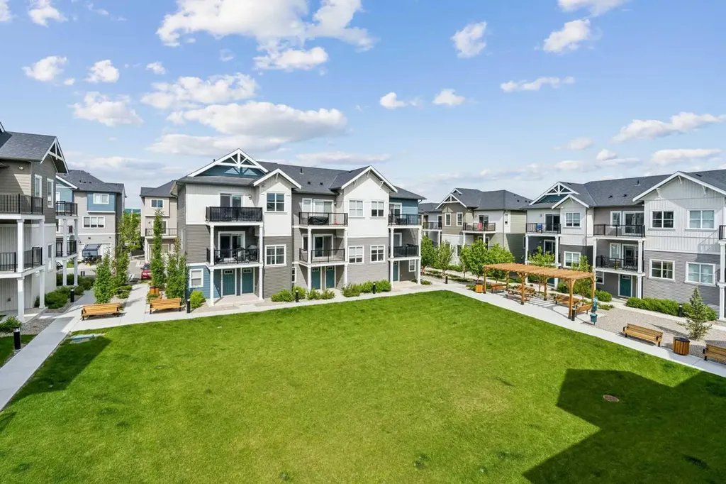 24 Rivercrest Drive Cochrane AB T4C 2C8