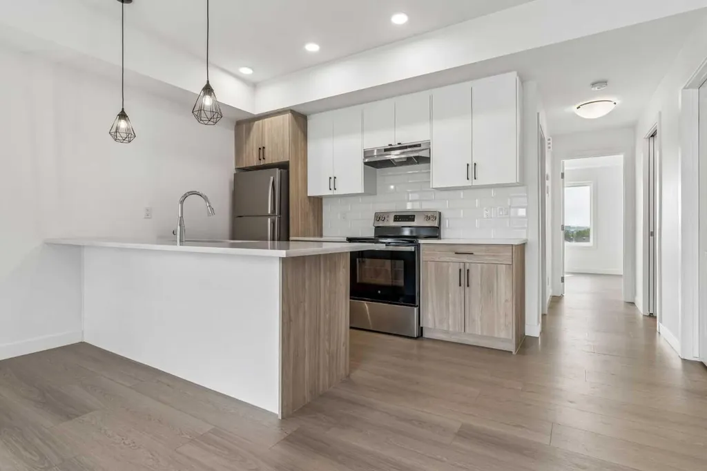 24 Rivercrest Drive Cochrane AB T4C 2C8