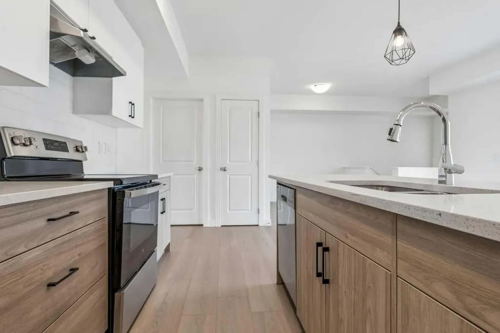 24 Rivercrest Drive Cochrane AB T4C 2C8