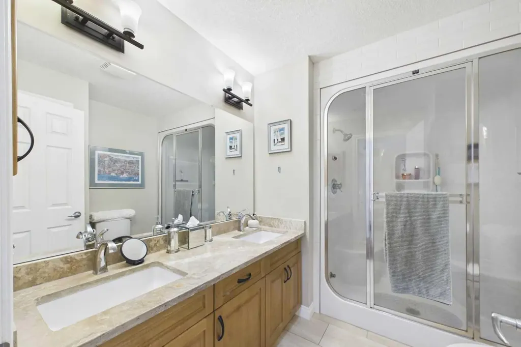 3000 Marda Link SW Calgary AB T2T 6C8