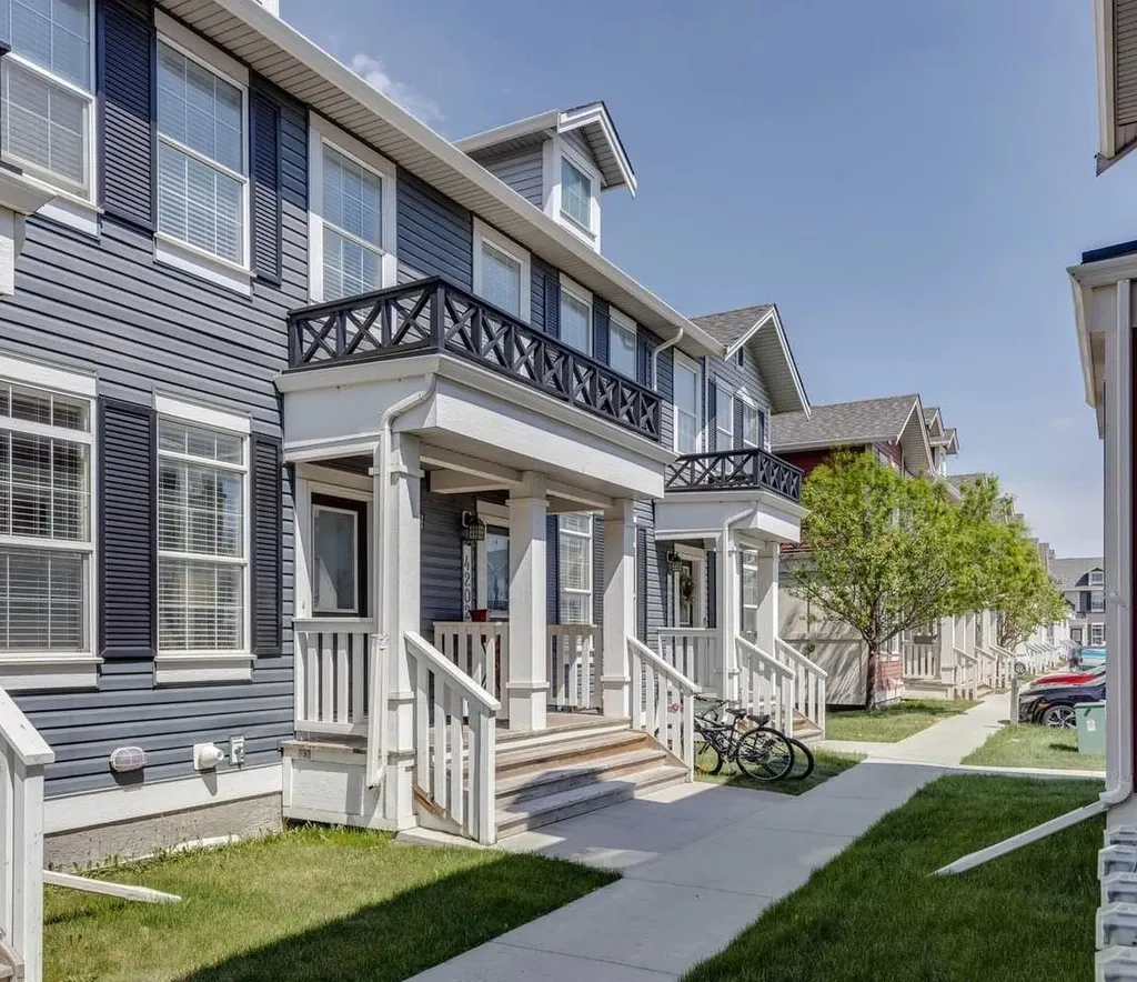 1001 8 Street Airdrie AB T4B 0W9