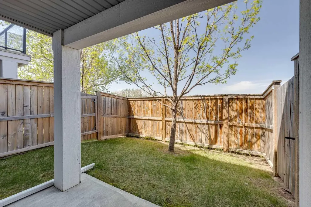 1001 8 Street Airdrie AB T4B 0W9