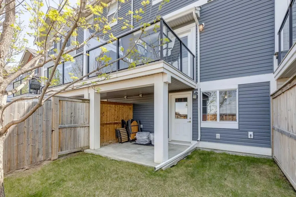 1001 8 Street Airdrie AB T4B 0W9