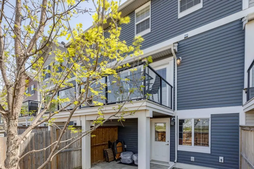 1001 8 Street Airdrie AB T4B 0W9