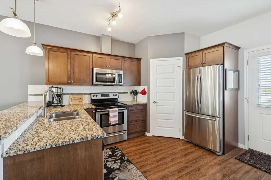 1001 8 Street Airdrie AB T4B 0W9