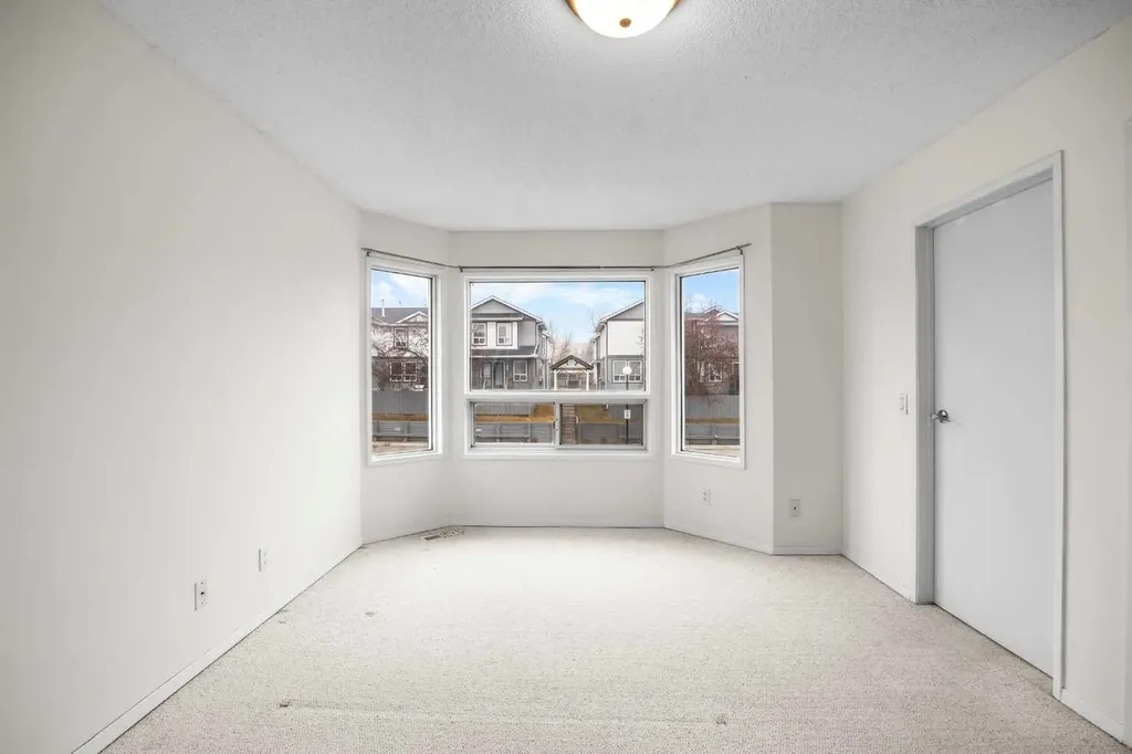 1801 Signal Hill Green SW Calgary AB T3H 2Y4