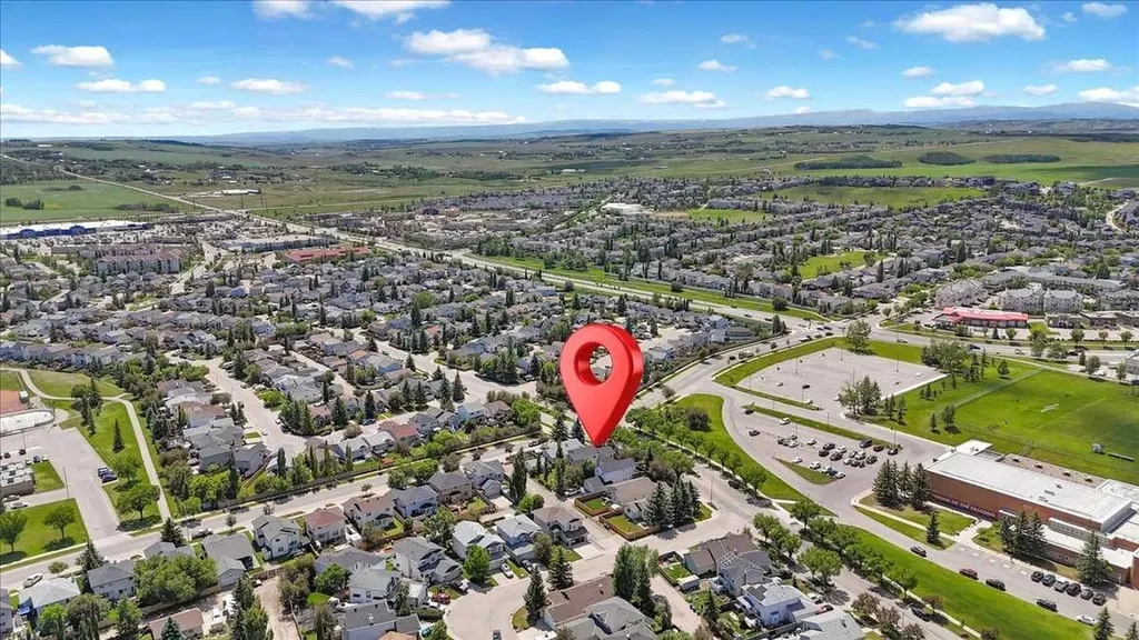 252 Woodhaven Drive Okotoks AB T1S 1S8
