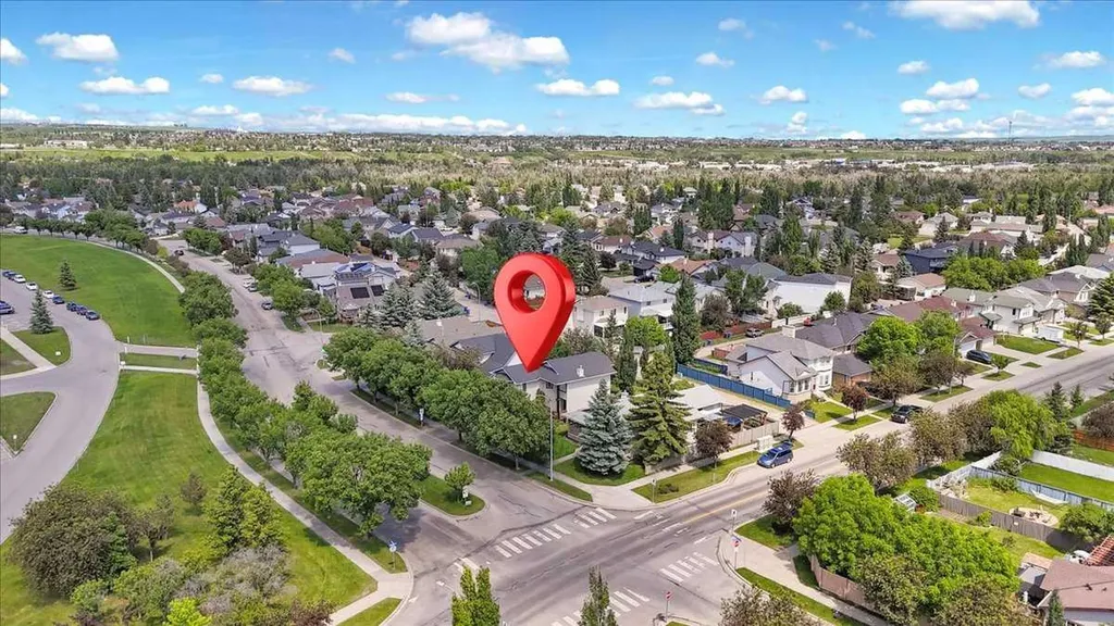 252 Woodhaven Drive Okotoks AB T1S 1S8