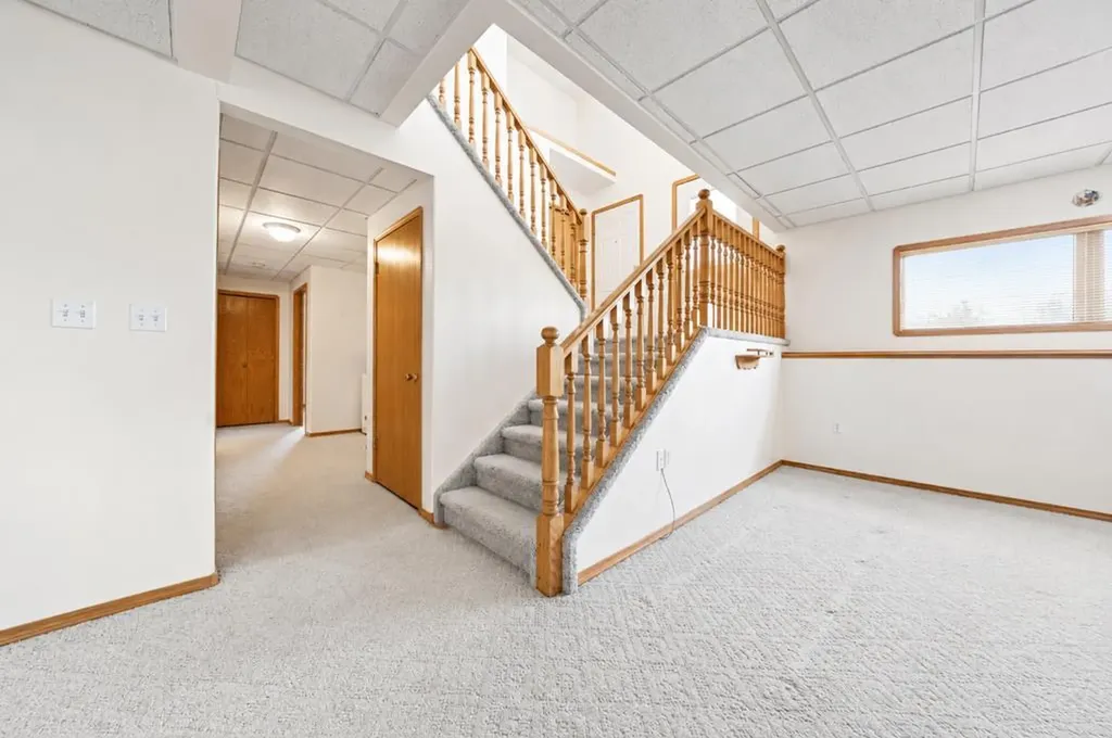 48 Park Meadows Court SE Medicine Hat AB T1B4C3