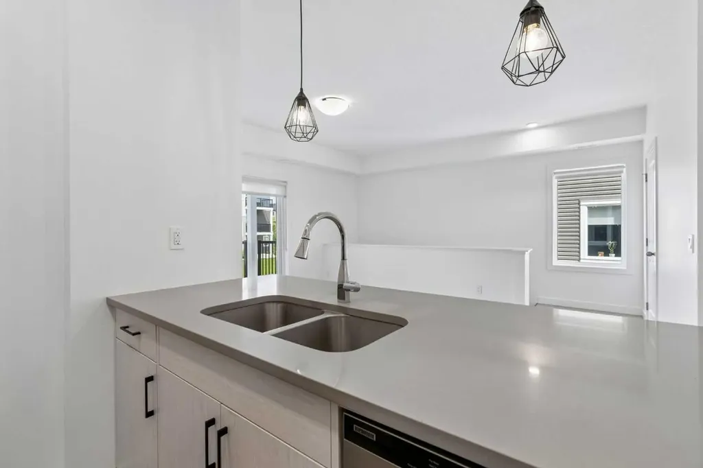 24 Rivercrest Drive Cochrane AB T4C 2V2