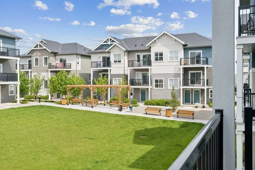 24 Rivercrest Drive Cochrane AB T4C 2V2