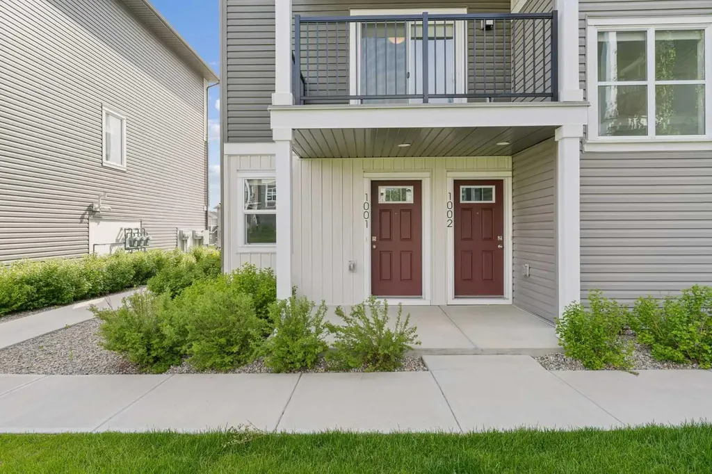 24 Rivercrest Drive Cochrane AB T4C 2V2