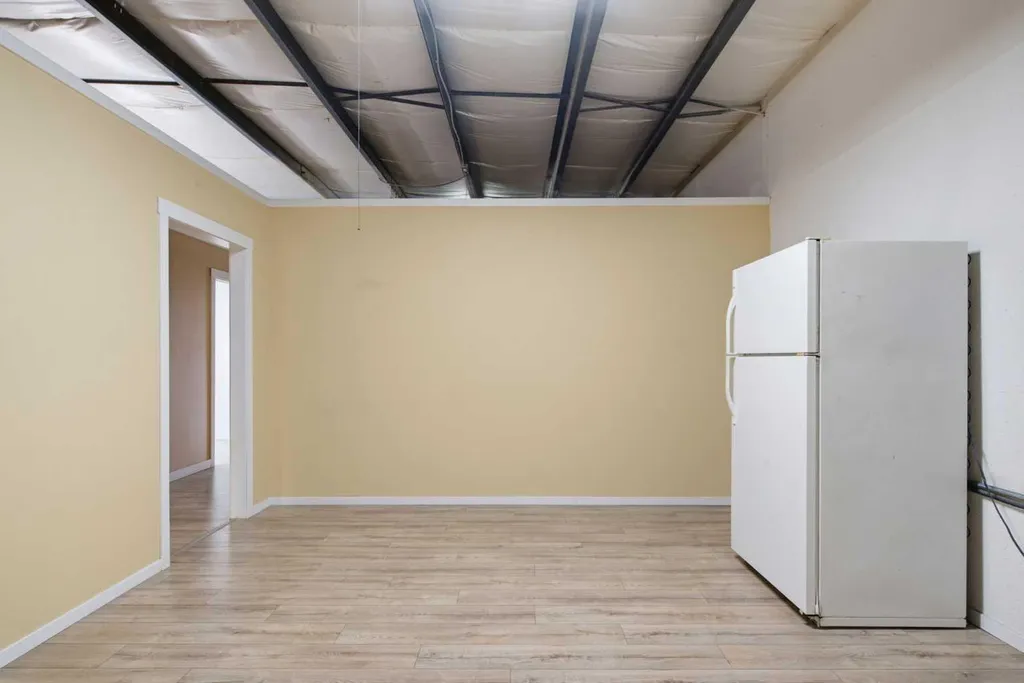 220 3 Street NE Diamond Valley AB T0L 0H0