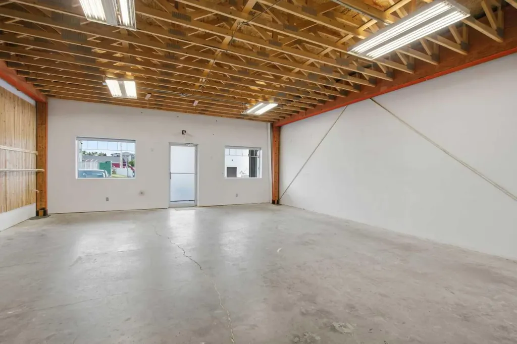 220 3 Street NE Diamond Valley AB T0L 0H0