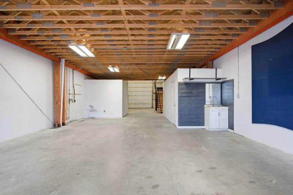 220 3 Street NE Diamond Valley AB T0L 0H0