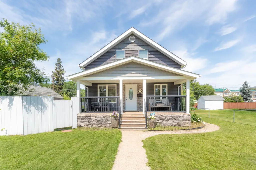 5206 48 Street Lloydminster AB T9V 0J3