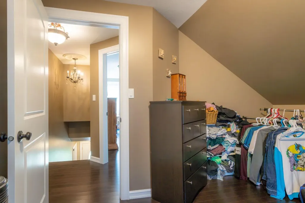 5206 48 Street Lloydminster AB T9V 0J3