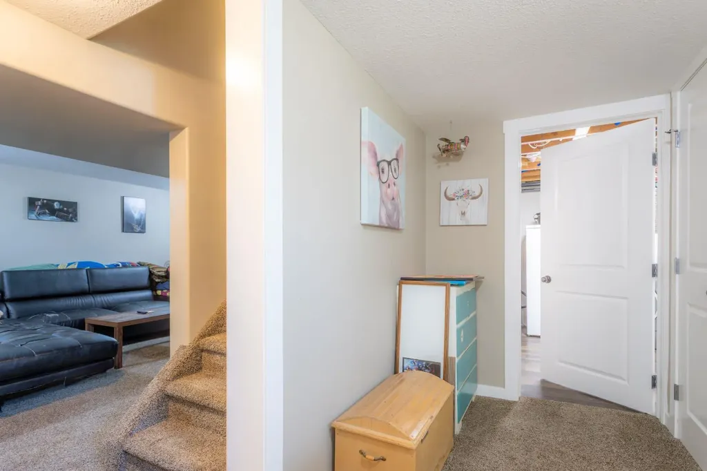 5206 48 Street Lloydminster AB T9V 0J3