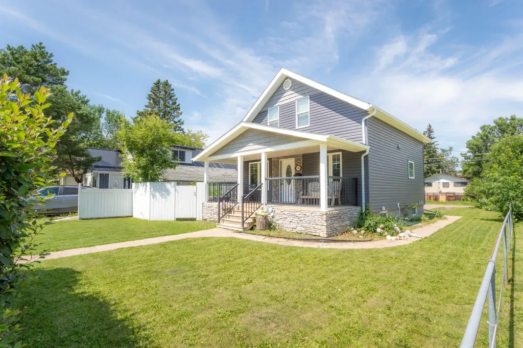 5206 48 Street Lloydminster AB T9V 0J3
