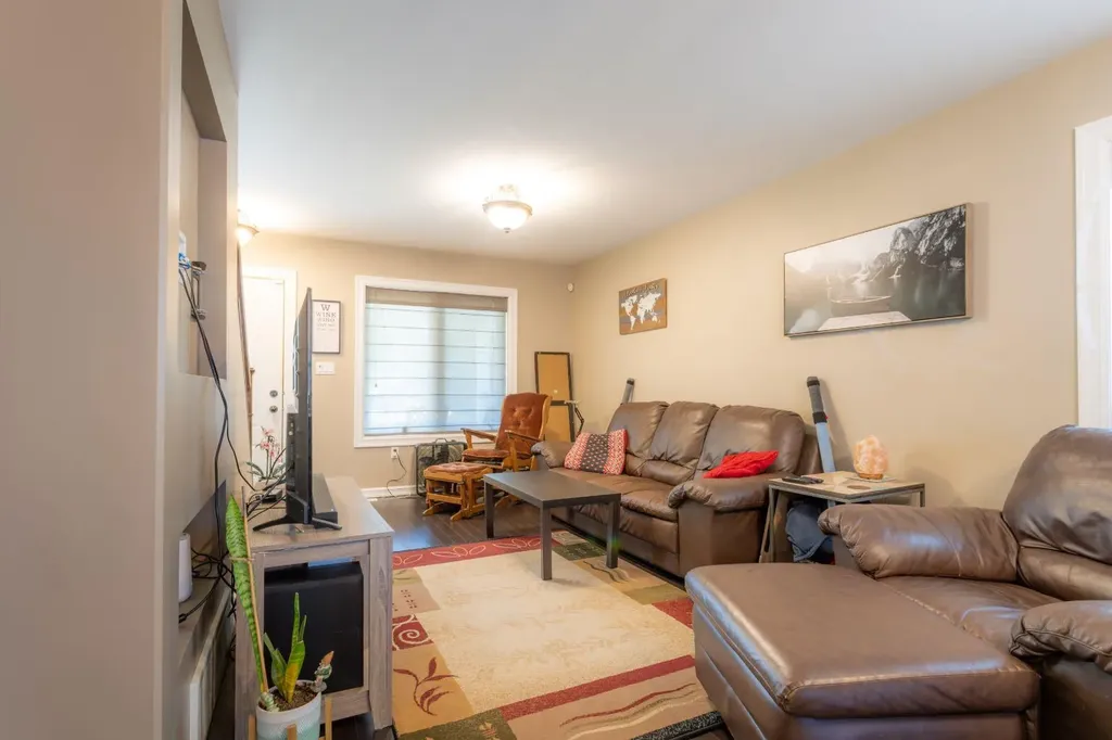 5206 48 Street Lloydminster AB T9V 0J3