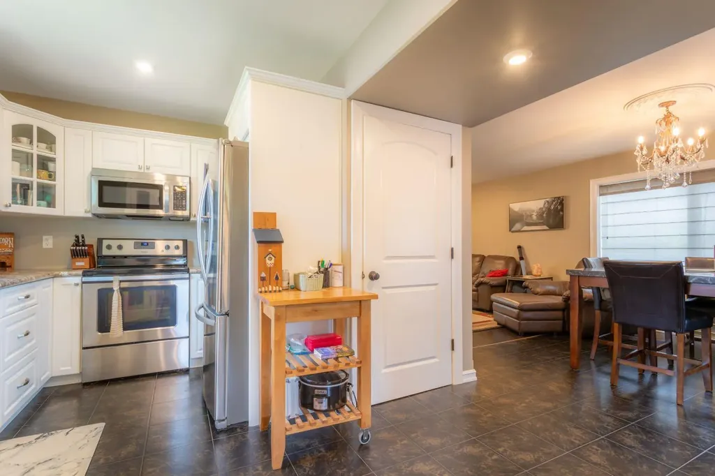 5206 48 Street Lloydminster AB T9V 0J3