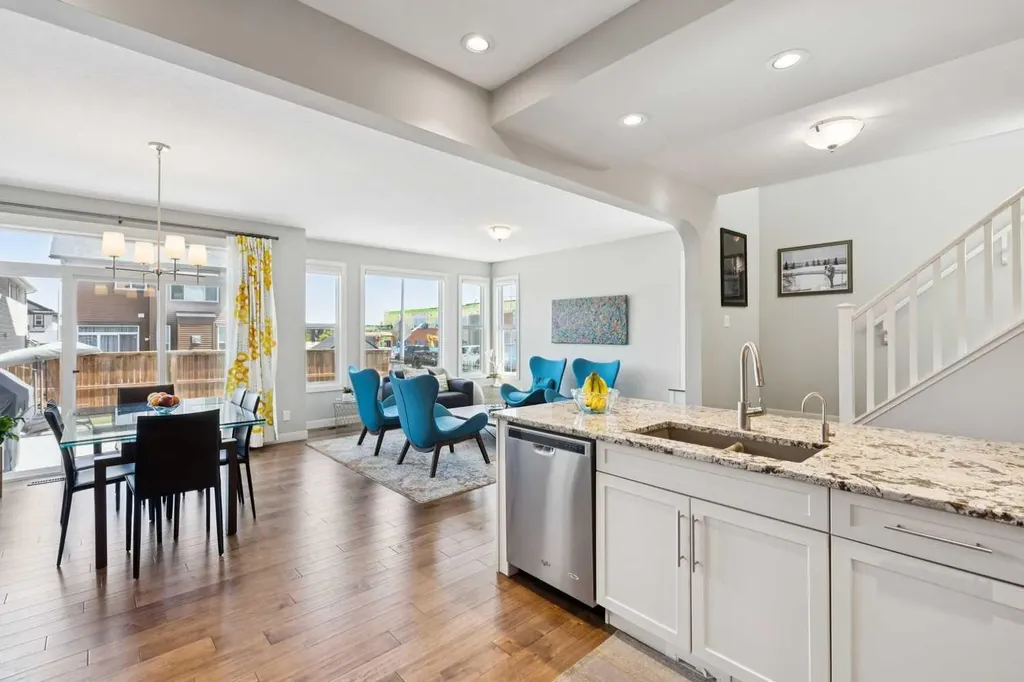 219 Nolancrest Rise NW Calgary AB t3r0t3