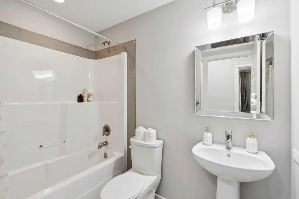 219 Nolancrest Rise NW Calgary AB t3r0t3