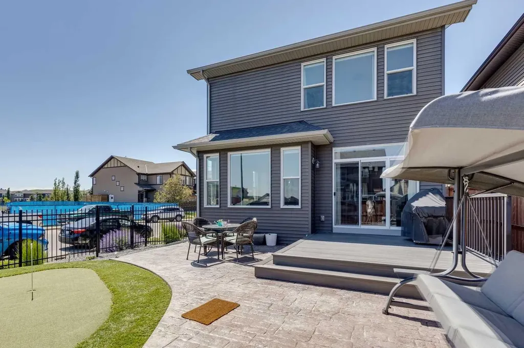219 Nolancrest Rise NW Calgary AB t3r0t3