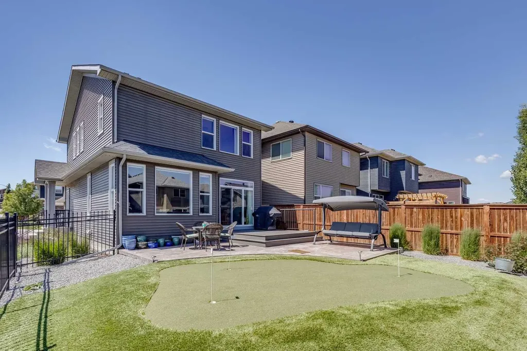 219 Nolancrest Rise NW Calgary AB t3r0t3