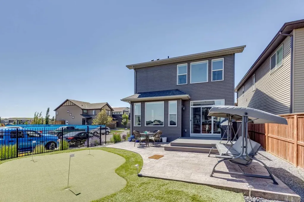 219 Nolancrest Rise NW Calgary AB t3r0t3