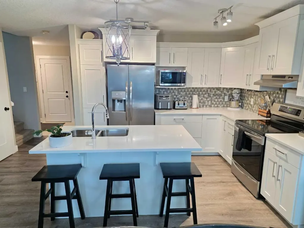 10203 126 Avenue Grande Prairie AB T8V6J3