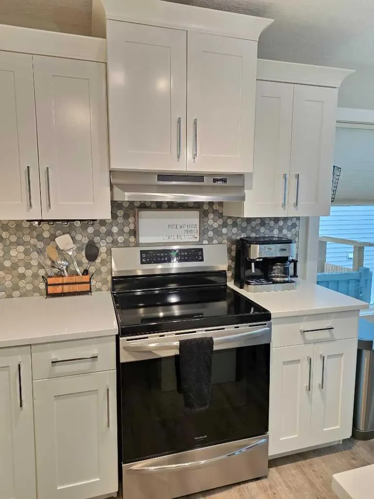 10203 126 Avenue Grande Prairie AB T8V6J3