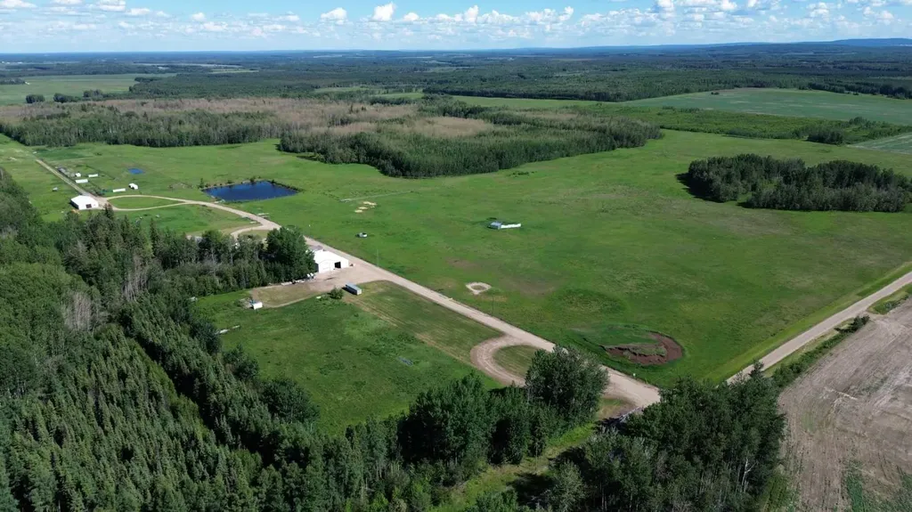 69575 Rge Road 75 Grovedale AB T0H1x0