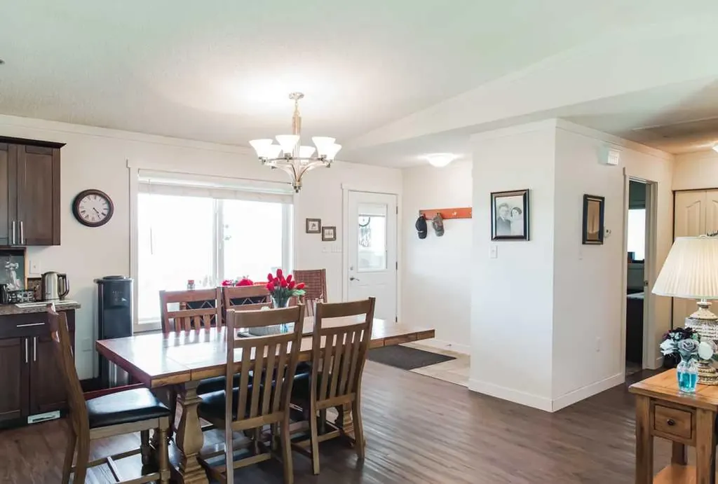 69575 Rge Road 75 Grovedale AB T0H1x0