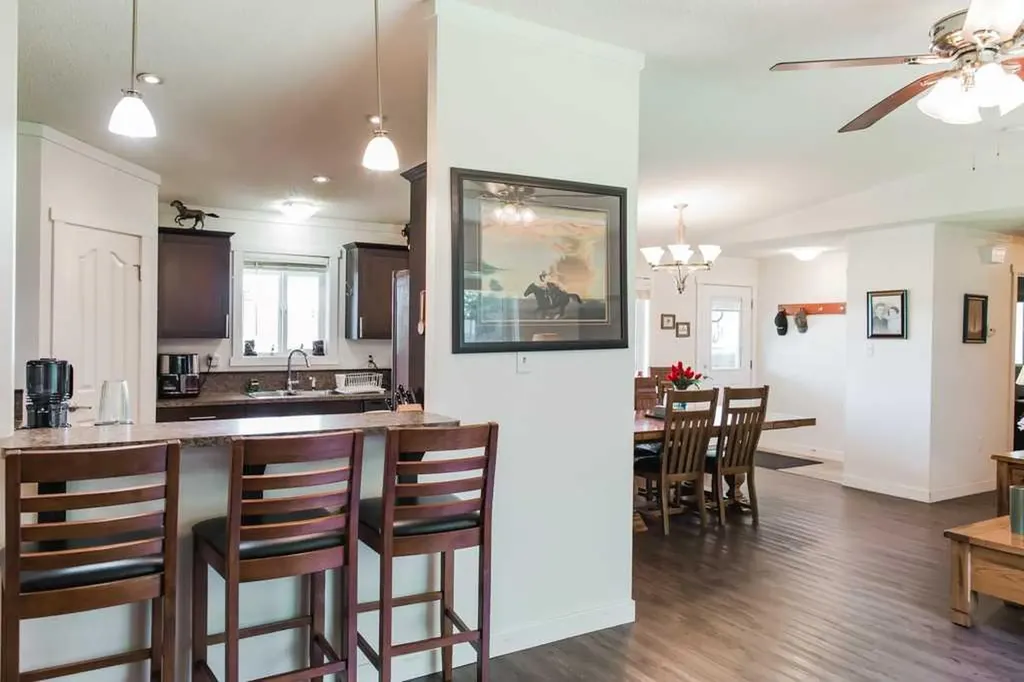 69575 Rge Road 75 Grovedale AB T0H1x0